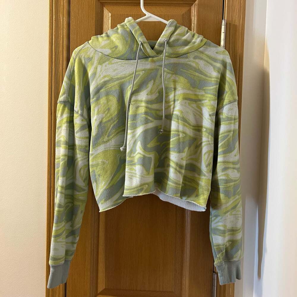 Wild Fable Green Swirl Print Cropped Hoodie